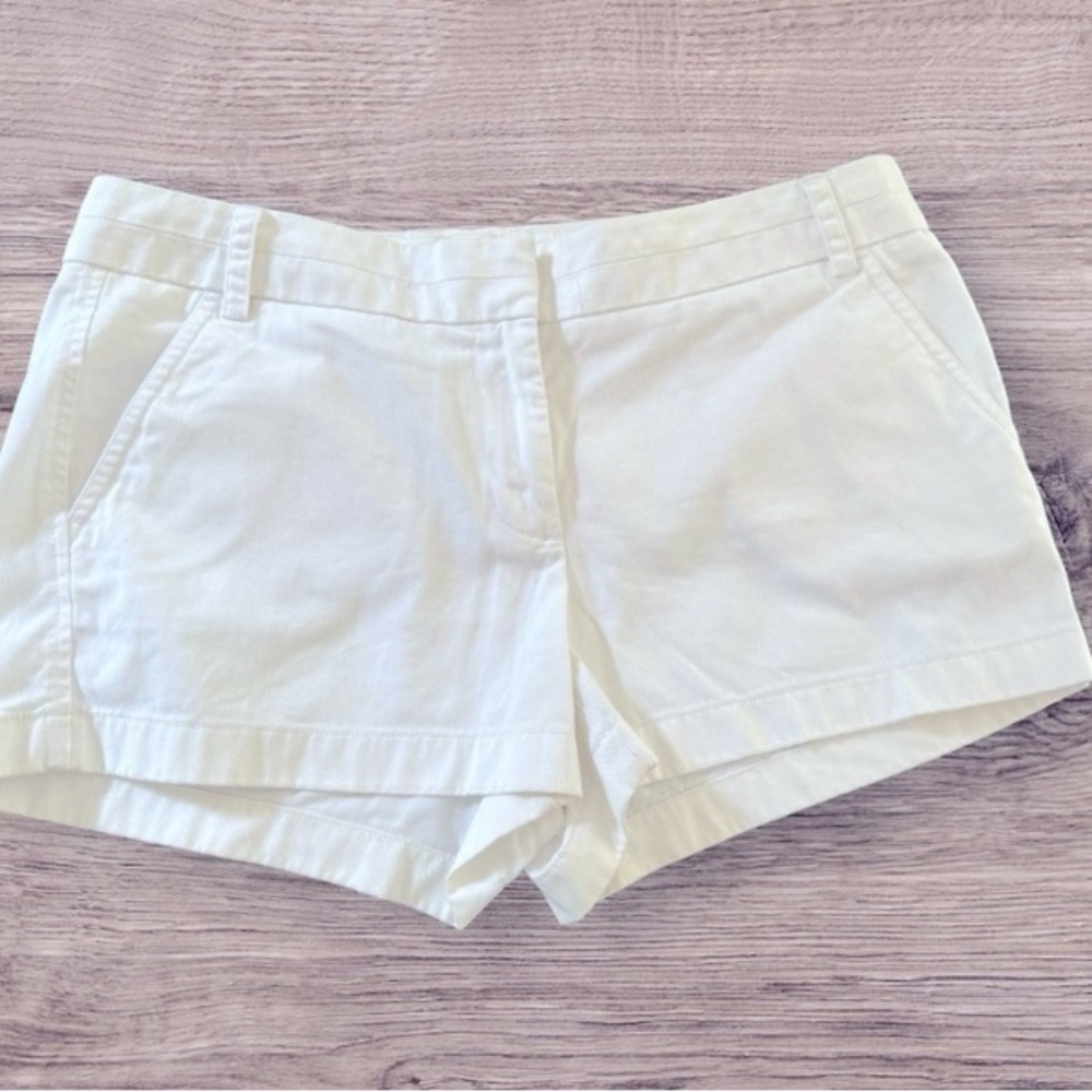 J. Crew Chino Cotton White Shorts Women’s Size 10, 5 inch casual classy crisp